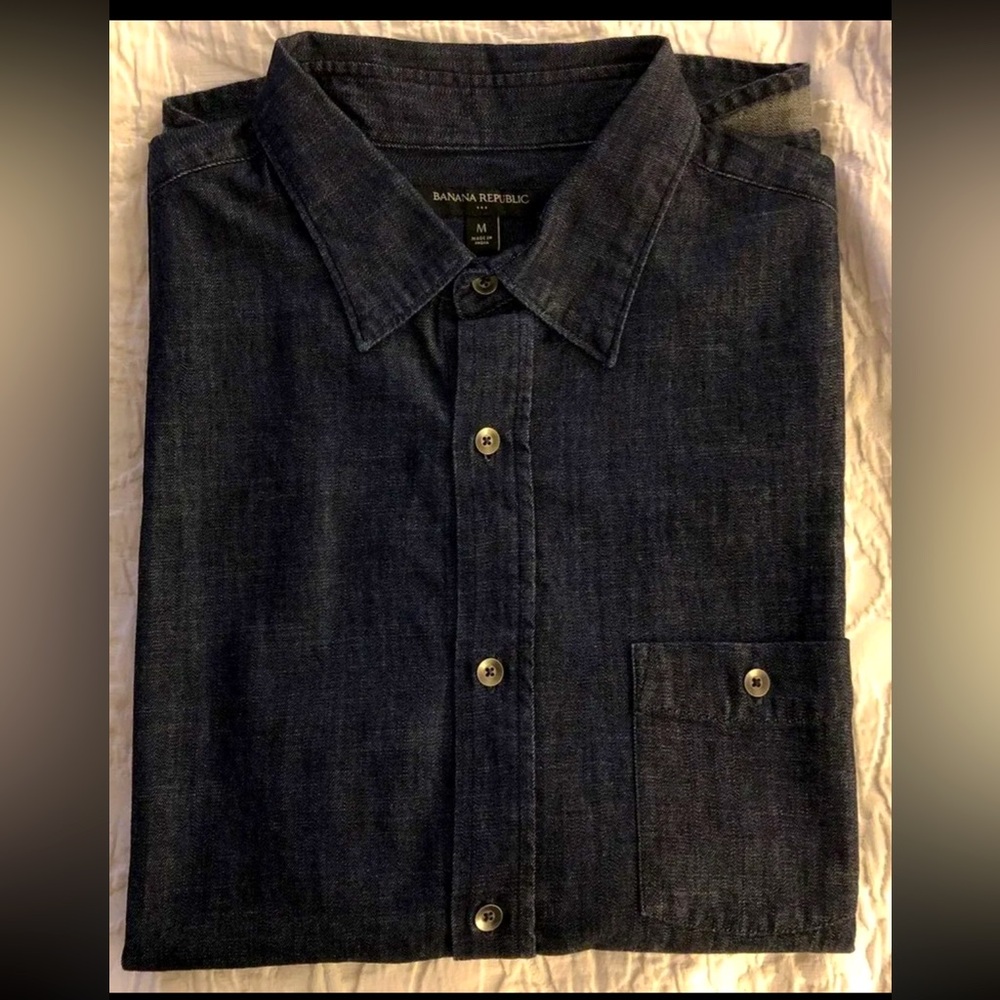 NWOT! Men's Banana Republic Short Sleeve Shirt - M